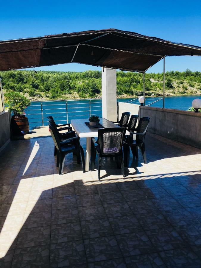 Apartamento Dama Obrovac Exterior foto